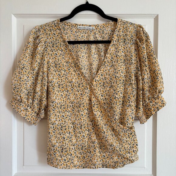 Abercrombie & Fitch Tops - Abercrombie wrap puff sleeve blouse in yellow floral in M